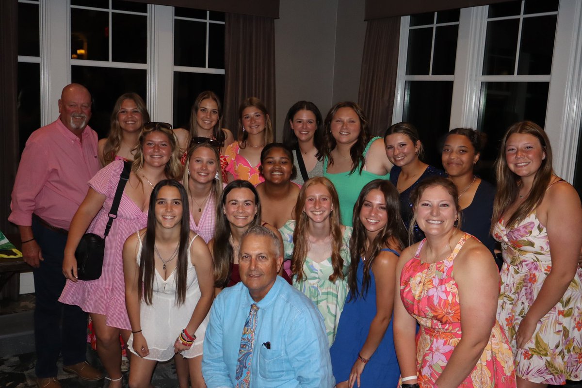 Gabby Czuczuk tweet media