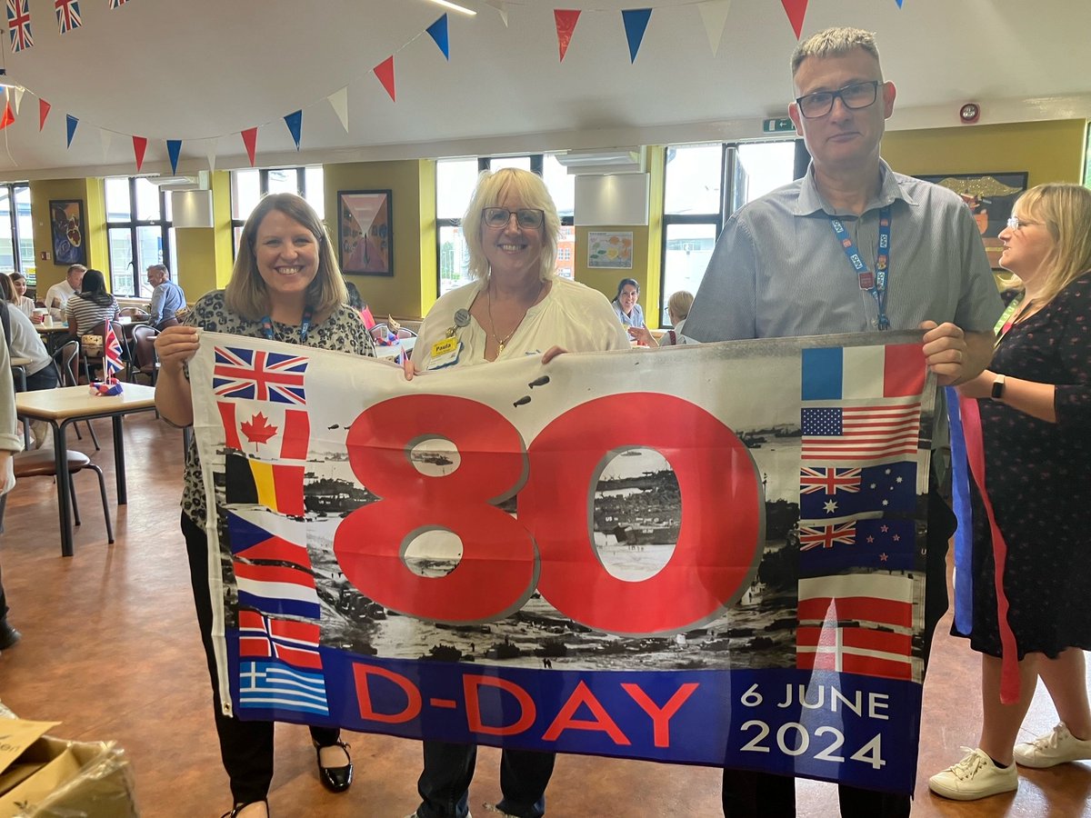 GEHNHSnews's tweet photo. We'd like to thank our Armed Forces Network, catering team and @GEHCharity for helping colleagues and patients commemorate the 80th anniversary of D-Day with a special event in our restaurant today 👏 https://t.co/GZNpdW4mNG