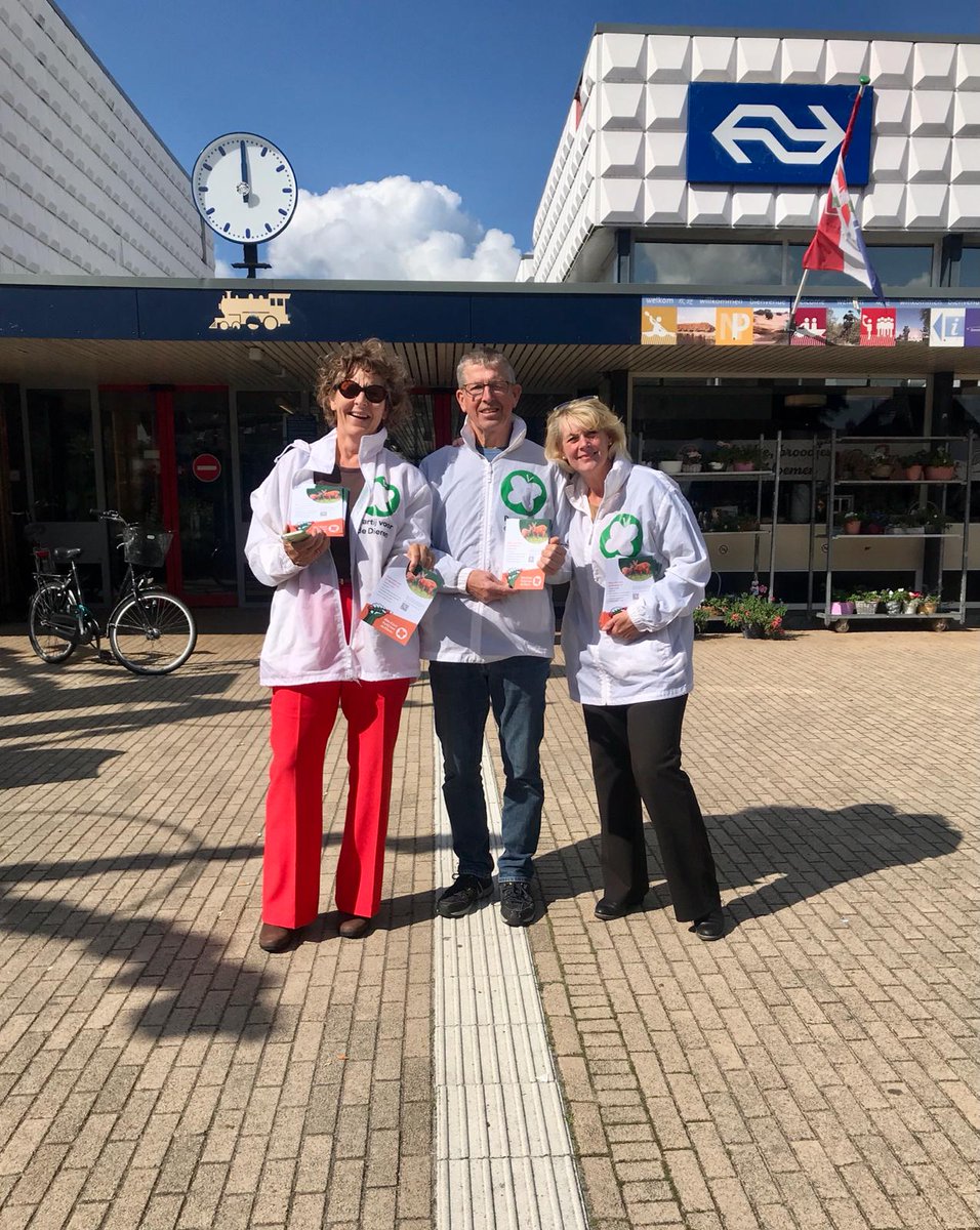 Flyeren, Flyeren, Flyeren! Om nog de laatste kiezers over de streep te trekken. 
Geen straf bij dit mooie weer.

#steenwijk #overijssel #pvdd #eu24