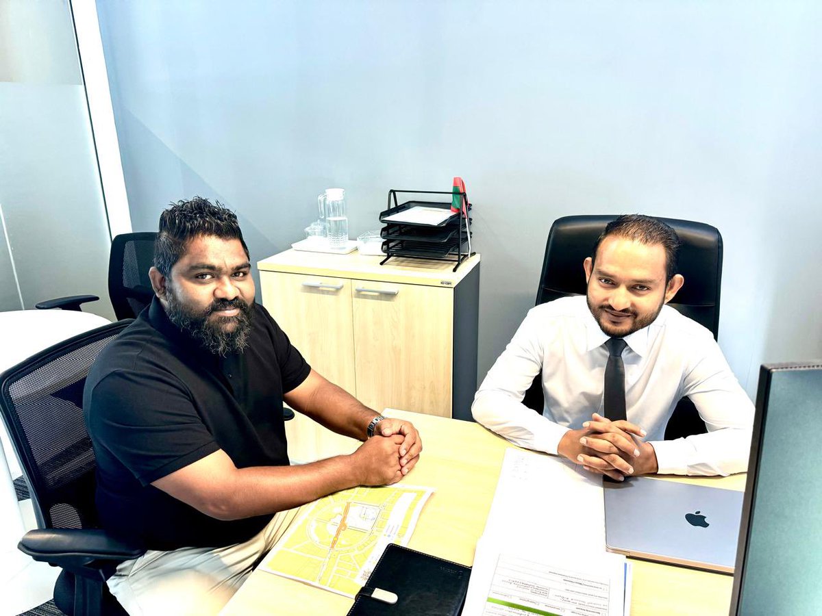 Hulhumaley phase 1 &amp; 2 gai bodu screen bahattaagen #Euro2024 beleyne inthizaam hamajessumah <a href="/hdcmaldives/">Housing Development Corporation</a> aa masvaraa koh fehi signal libijje! 

Shukuriyyaa HDC MD <a href="/FaZuLRaShYd/">Fazul Rashyd</a> adhi Cheif Business Officier <a href="/AhmedYaminn/">Yamin</a>! 

#euro2024 
#dhiveheengeraajje
<a href="/Bradhussain1/">BradHussainshamAdam 🇲🇻🙏</a> 
<a href="/ECNEASE/">Ɣırʋs💉Eᴄɴᴇᴀsᴇ💉</a>