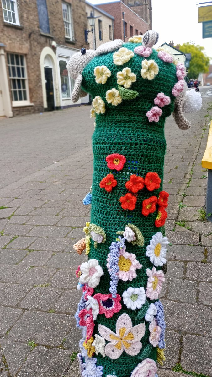 Sarah Jones tweet media