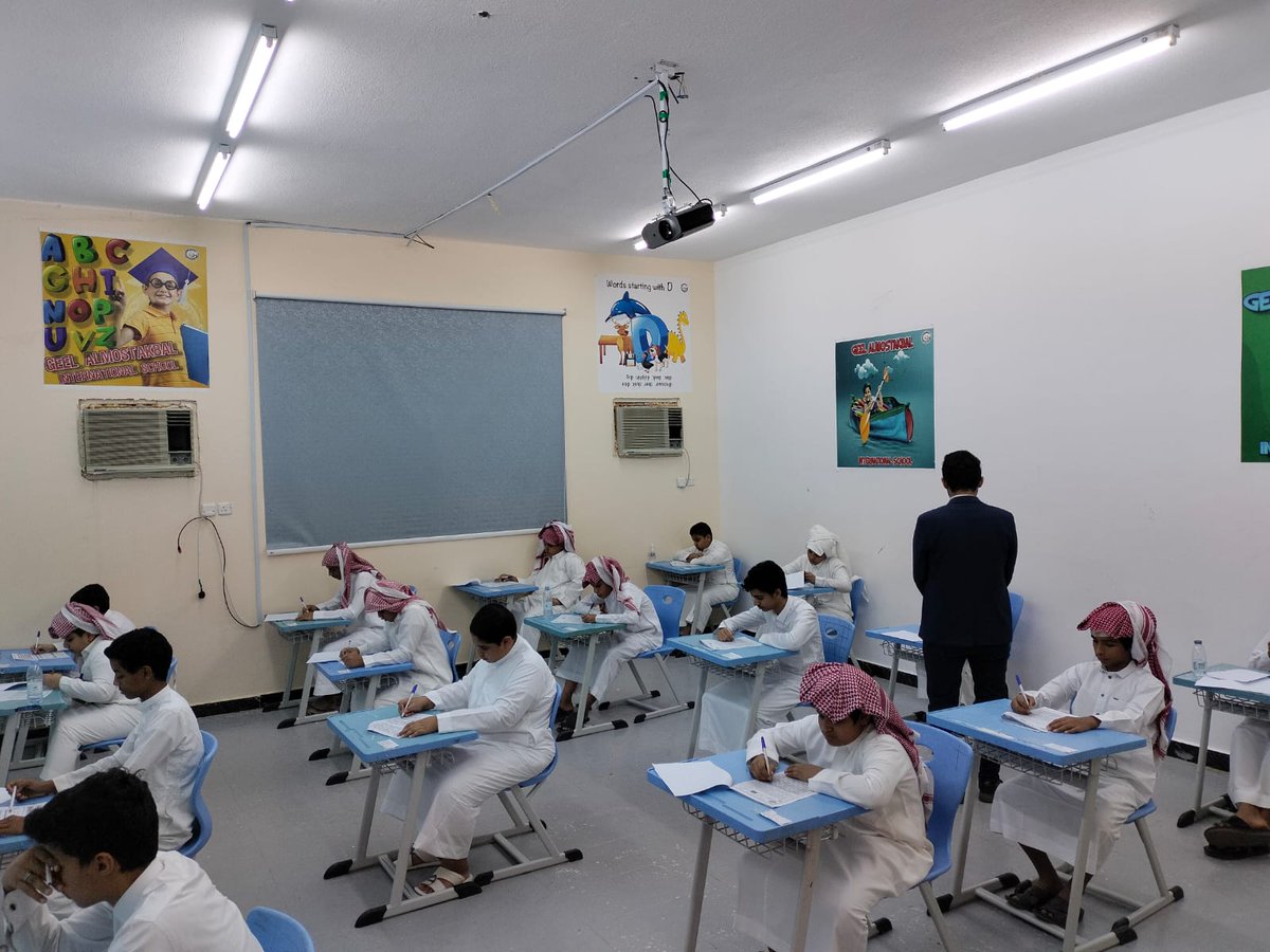 Geel_School's tweet photo. لليوم الثالث ووسط أجواء من الهدوء والراحة وبإشراف مدير المجمع الأستاذ محمد بن سحمان السبيعي استمرار اختبارات نهاية الفصل الدراسي الثالث 
@MOE_TIF 
@MOE_TIF_12 https://t.co/oDo9wVzxOy