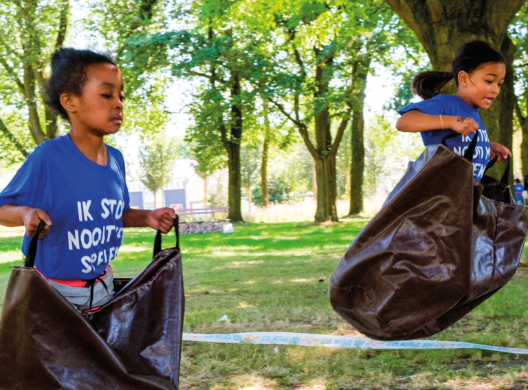 🎉 Woensdag 12 juni organiseren <a href="/JantjeBeton_nl/">Jantje Beton</a> en Nickelodeon de 17e Nationale Buitenspeeldag. Dit jaar vindt de officiële start plaats in Gouda 🥳. Er wordt een groot buitenspeelfeest georganiseerd in het Groenhovenpark, vol spel en muziek.

👉 obi41.nl/yckzu5pf