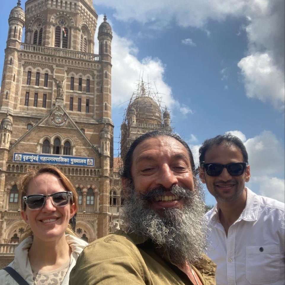 Khaki_Tours's tweet photo. Ashley from #California and her #colleague Vikram originally from Mumbai who now lives and works in California joined us on our #EssentialMumbai tour. They lapped up the #stories, #history, #architecture and #diversity that makes Mumbai so special. As Ashley said “seeing, feeling and experiencing centuries of #civilisation right here amazed her, as with the geographical introduction and people living in Banganga for centuries, unlike #Americans a few hundred years ago!!!”
New to the city? Explore Mumbai’s hidden gems with us!
To book a tour, call +91 8828100111 or email hi@khakitours.com
#MumbaiTourism #DiscoverMumbai #KhakiTours #MumbaiTourists #ExploreMumbai #Bombay #MumbaiStories #Banganga #KhotachiWadi #IraniCafes #BunMaska #GatewayOfIndia