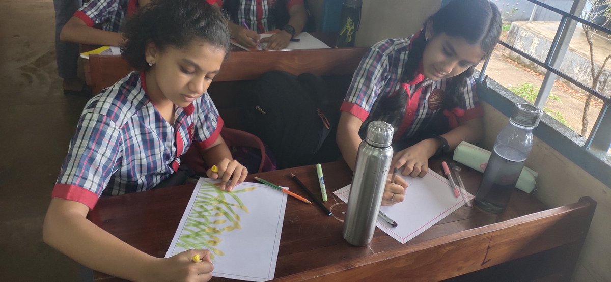 kvcrpfperingom's tweet photo. #WorldEnvironmentDay‌ के उपलक्ष्य में विद्यालय में श्री अन्न विषय पर पोस्टर प्रतियोगिता का आयोजन किया गया।भाग लेते प्रतिभागी।।🌾🌾🌾🌾🌾
@KVS_HQ @KVSROErnakulam https://t.co/WLH6uTiJD6