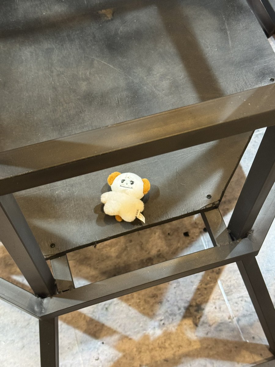kyubamm's tweet photo. 앙리.. 너야? https://t.co/Vo8Yw8Wo6S