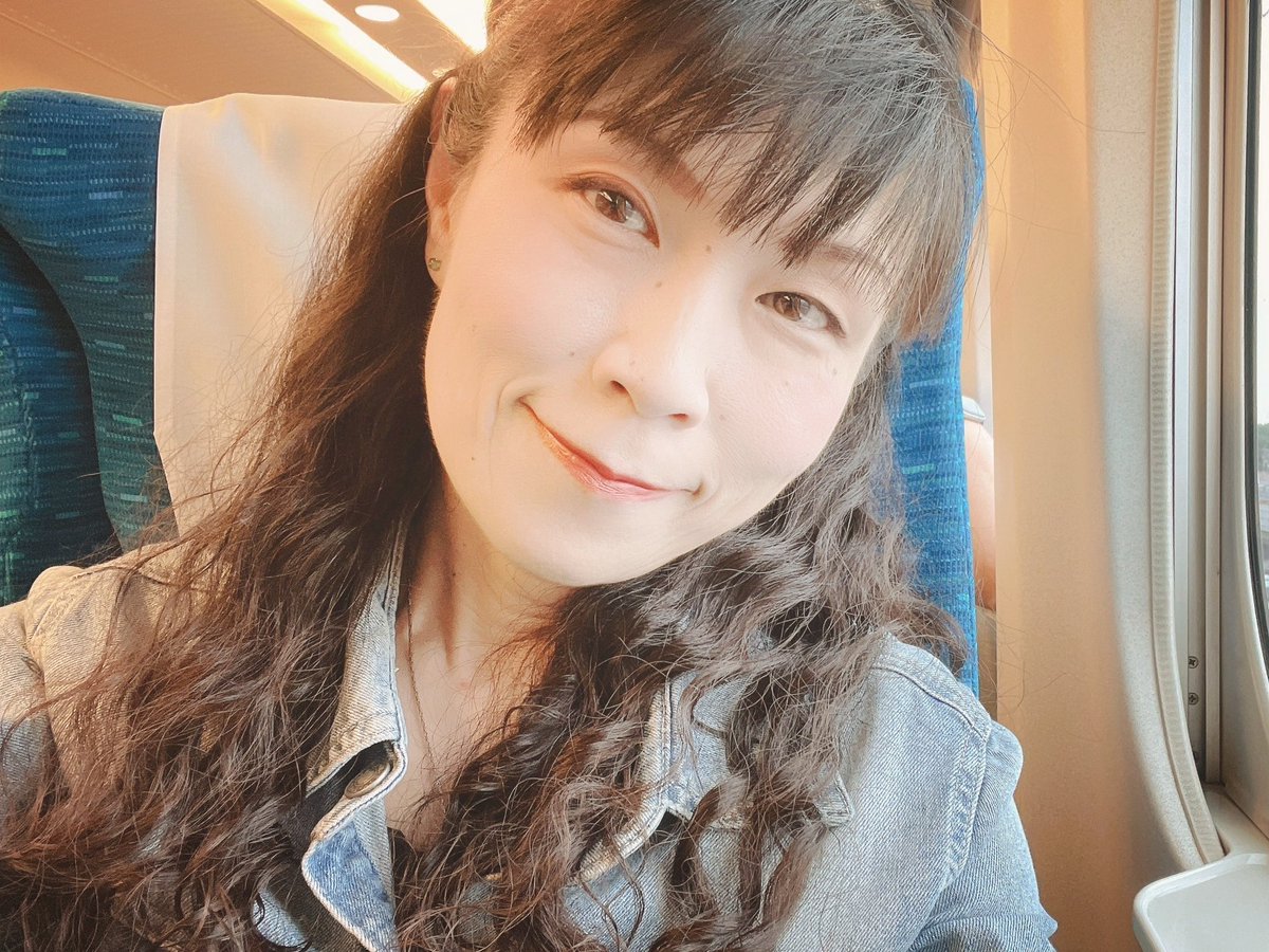 Yuuchi_U's tweet photo. お久しぶりだにゃー🐈

今日はsakae BaseレギュラーLIVE❣️

今日の相方はいっちゃん😍

お楽しみタイムだ✨

遊びに来てね💖 https://t.co/btR5tRPWNN