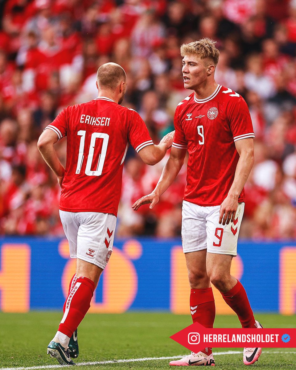 ManUtd's tweet photo. Shining for Denmark 💫

#MUFC https://t.co/UQHhBym34p