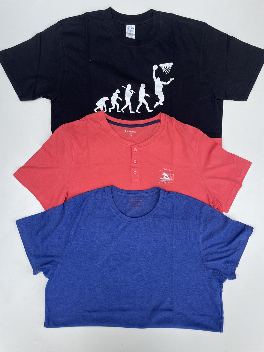 KLI_Clothes's tweet photo. Here and ready to offer you the best clothes on Ice(thrifts). Get the best without breaking the bank. 

Price: 4,500-5,000
Size: Small -3XL

📍Kaduna
 Nationwide delivery available🚚 https://t.co/4QWBiyQseE