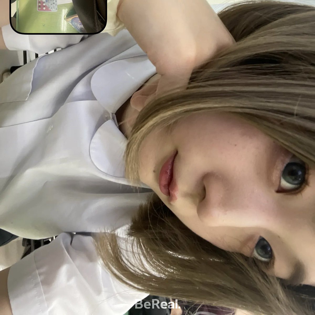 ___iam_me_u's tweet photo. 髪切って染めたからSNSがんばろて思うようになたよー��🤍（単純） https://t.co/ihmcpTXZrf