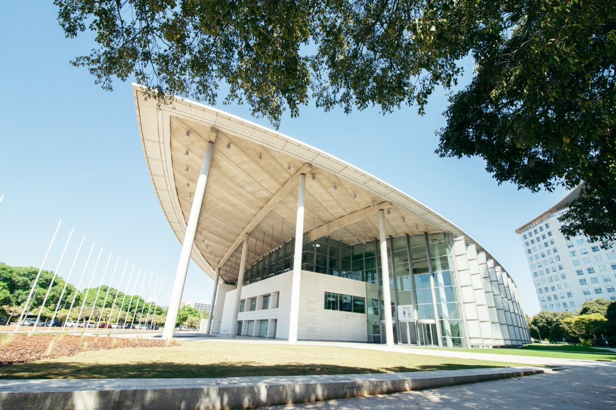AjuntamentVLC's tweet photo. 🆕Se inicia la preparación del proyecto #Zentropy #MICE
El @PalcongresVLC será el enclave donde se desarrollará un plan innovador, dotado con 5,2 M€, que transformará el turismo de congresos favoreciendo el desarrollo socioeconómico y la transición verde.
https://t.co/wruCpJG1yI https://t.co/jAjmP0sMdN