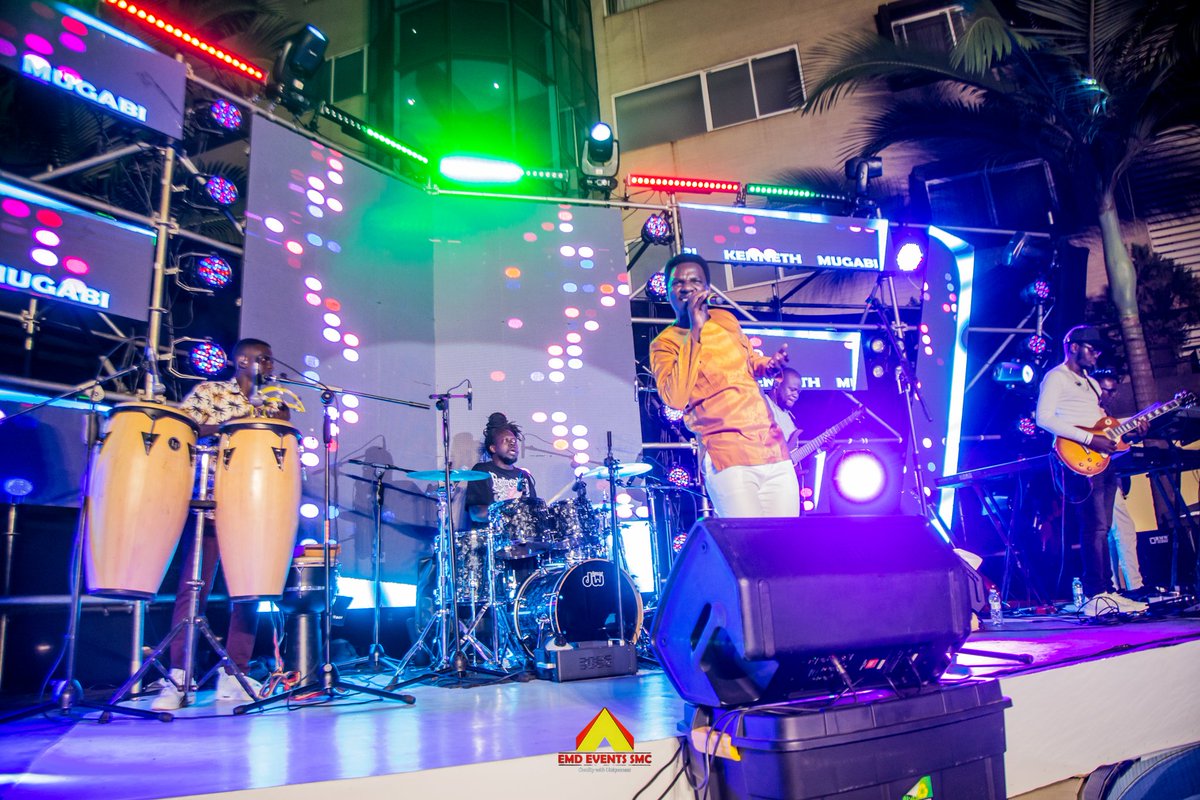 EMDeventsUg's tweet photo. About @kennethmugabi 's exclussive  performance @SkyzHotel  
Event production , setup and conceptualization by EMD Events Crew @EMDeventsUg https://t.co/W826BpEAzp