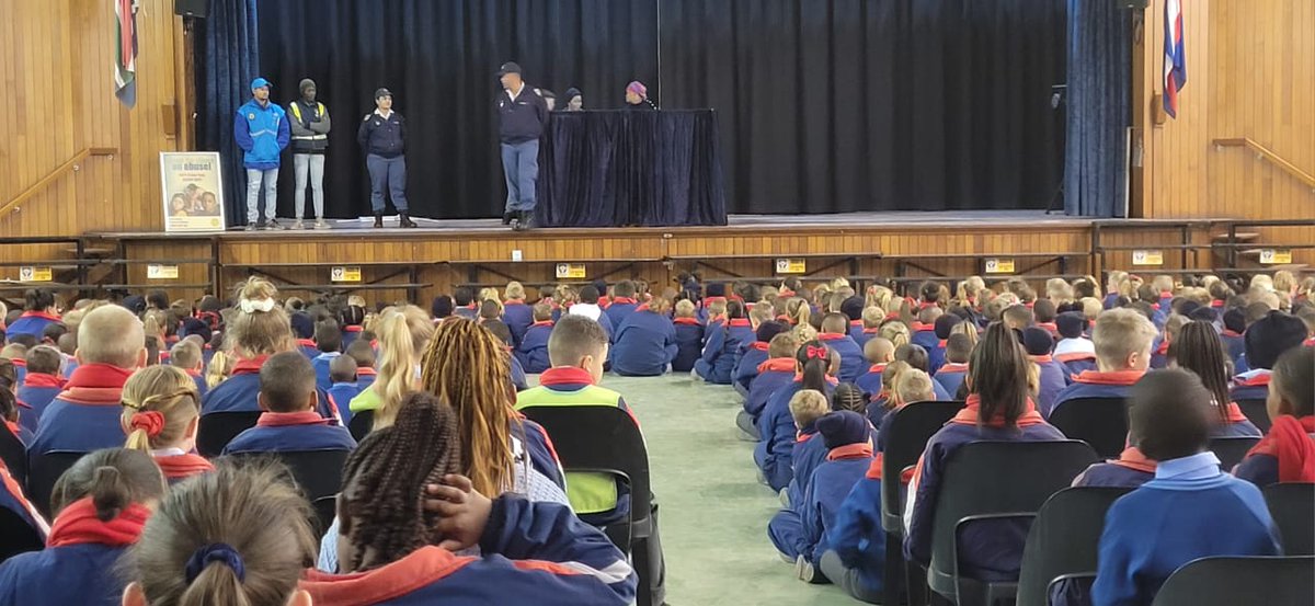 SAPoliceService's tweet image. #sapsNC #ChildProtectionWeek2024
Multi-disciplinary teams in the Northern Cape addressed more than  6000 learners and community members regarding general bullying, cyber bullying, sexual offences, teenage pregnancy, social ills, dangerous weapons, substance abuse, and