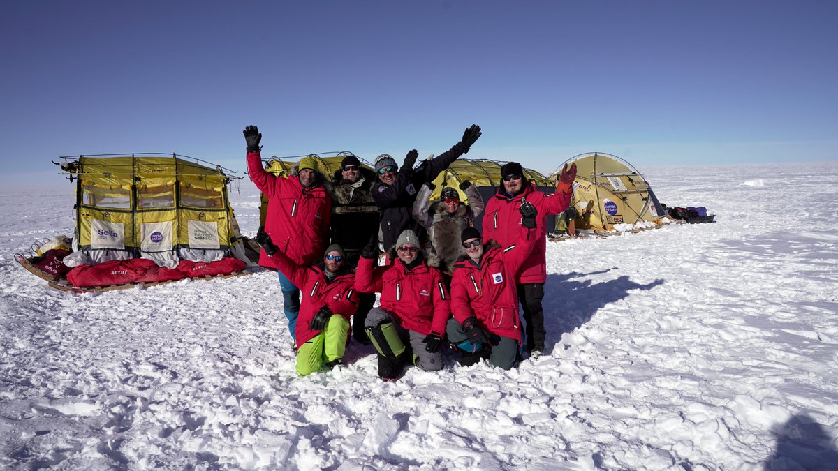RamonLarramendi's tweet photo. ¡Completada la travesía de 1.500 km del #trineodeviento #SOSArcticWindsled2024! en un día bastante intenso. Un éxito del proyecto #windsled👏 Demostrada la eficiencia del nuevo trineo de 4 módulos impulsado por cometas, con un equipo internac. de 8 tripulantes, haciendo ciencia. https://t.co/k7qa5MwTXx