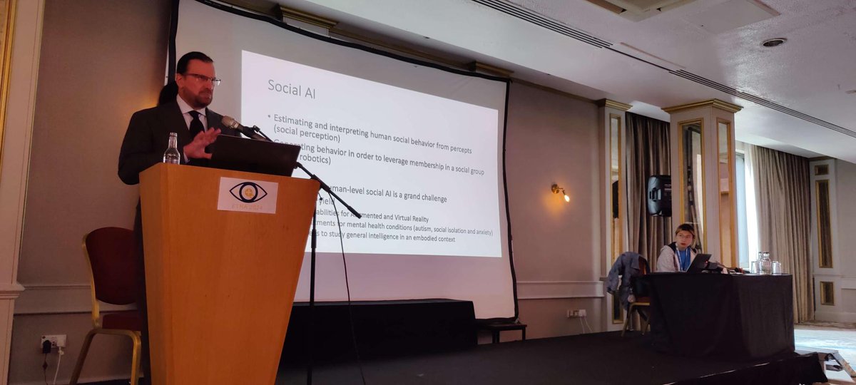 Prof. James M. Rehg <a href="/RehgJim/">James Matthew Rehg</a> from the University of Illinois Urbana-Champaign <a href="/UofIllinois/">University of Illinois</a> is now giving his keynote at #ETRA2024 in #Glasgow 🏴󠁧󠁢󠁳󠁣󠁴󠁿