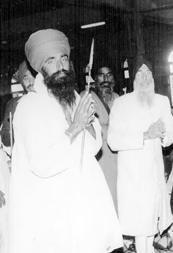 General Shabeg Singh dressed in classic Akali garb, 1984.