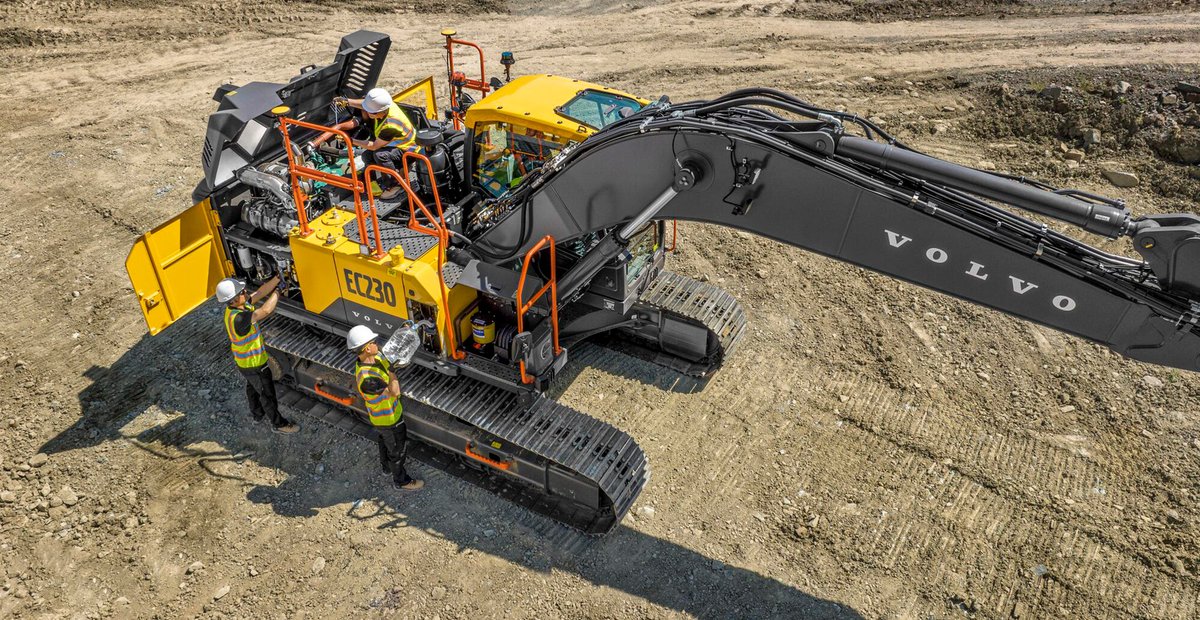 TheDiggerBlog's tweet image. From the Blog: Volvo refreshes excavator range dlvr.it/T7vb6X #blog #construction #equipment