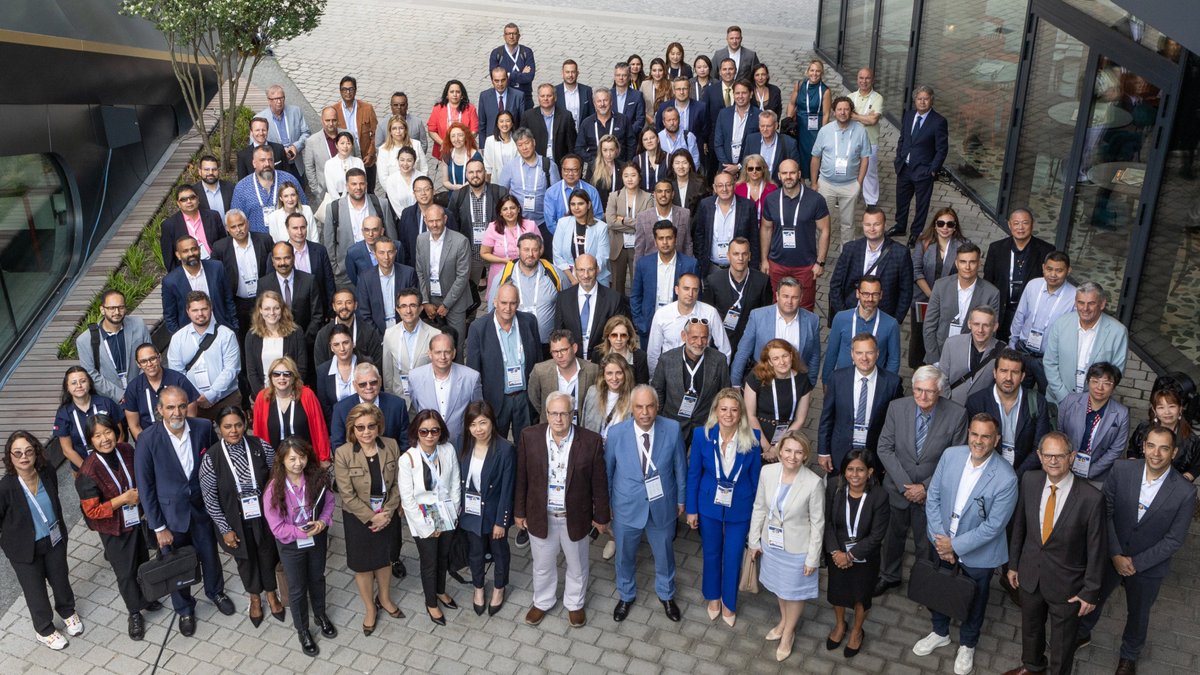 logisber's tweet photo. Alex Espejo is currently meeting with representatives of leading freight forwarders from around the world at the 23rd #AOP-Conference. This is an ideal platform for strengthening commercial relationships and unlocking new #BusinessOpportunities with international partners. 🌐 https://t.co/mTJowfD59J