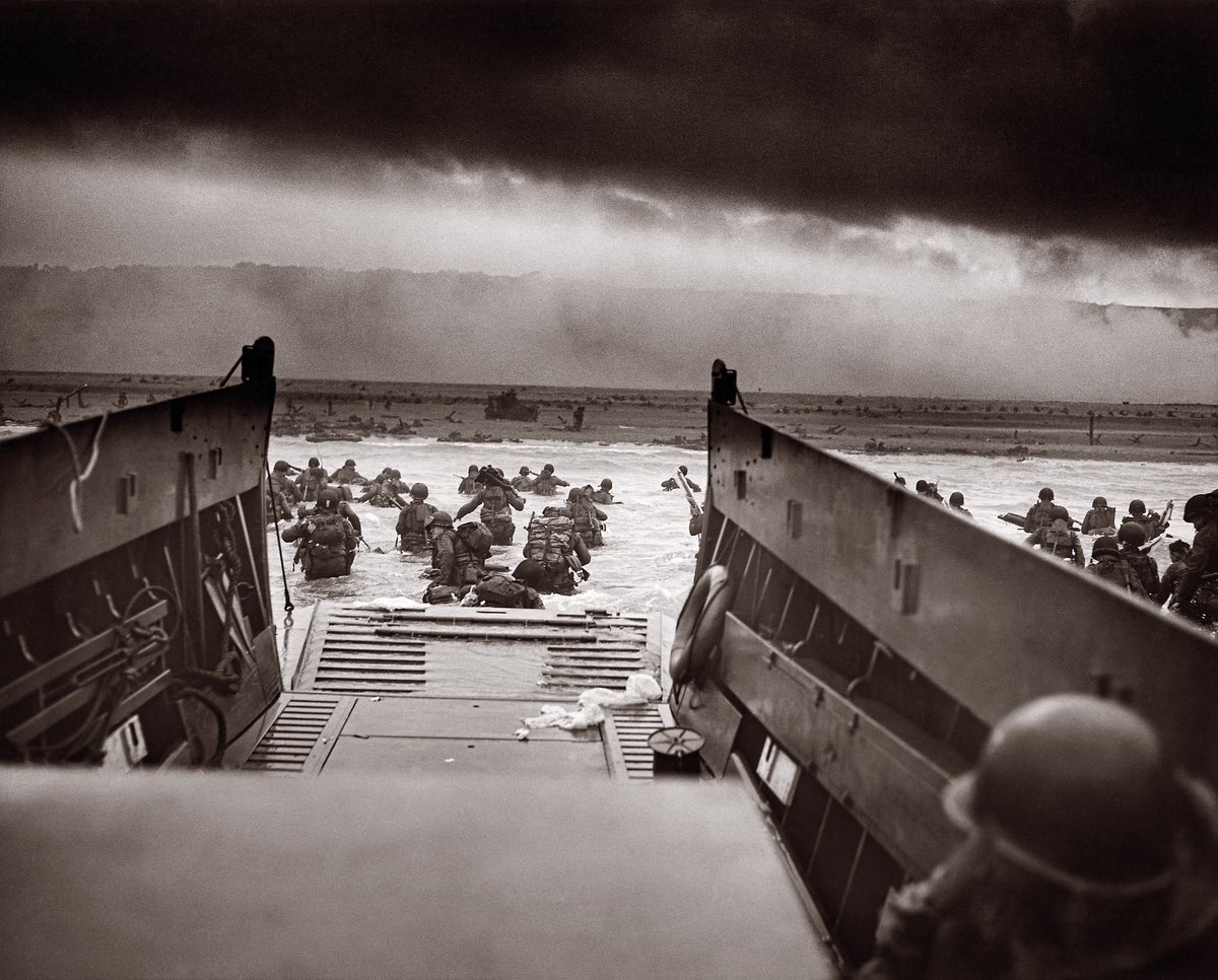 80 years ago they fought and died for our freedom.

Never forget why!! 

#dday80