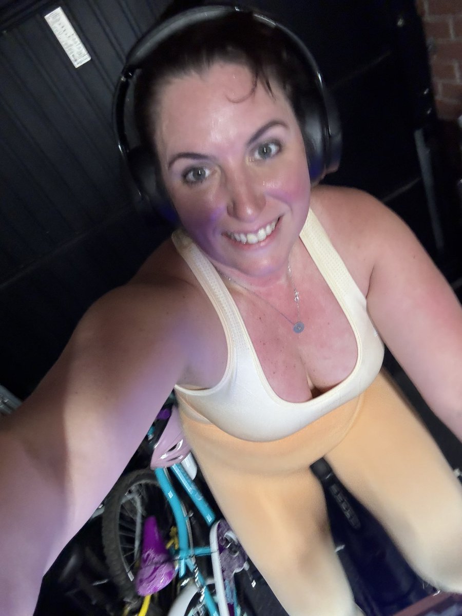 lou_c_getsfit's tweet photo. @SlimmingWorld #bodymagic #ukrunchat #strengthforrunners @runningcommunity @ukrunchat https://t.co/Jo7d83hkpt