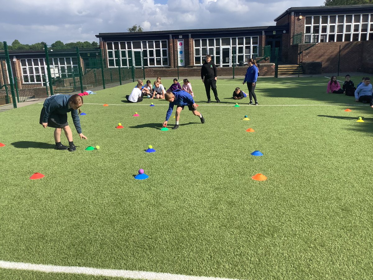 We’ve been working hard practicing our tennis skills this morning! 🎾 #PeatOrchard <a href="/OrchardPrimaryA/">Orchard Primary</a> <a href="/TeamPastoral/">Orchard Pastoral Team</a>