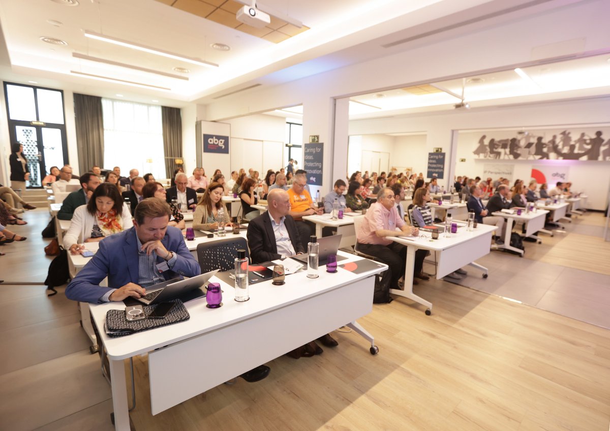 ABG_Ip's tweet photo. Ya hemos arrancado la décima edición de nuestro #IPPerspectives. Una jornada muy especial en la que nos sentimos muy agradecidos porque es el seminario con más asistentes de todos los que hemos organizado en estos diez años. https://t.co/8JNEE2FKga