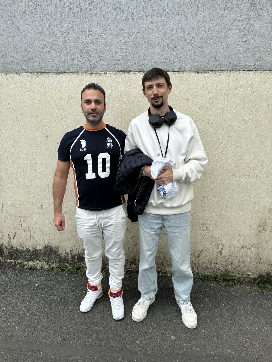 Super moment avec notre DevRel <a href="/GroupBees1/">GroupBees 🐝 #FreelancersGroup</a> <a href="/gleroypro/">Francis</a> 👍🏻🙂