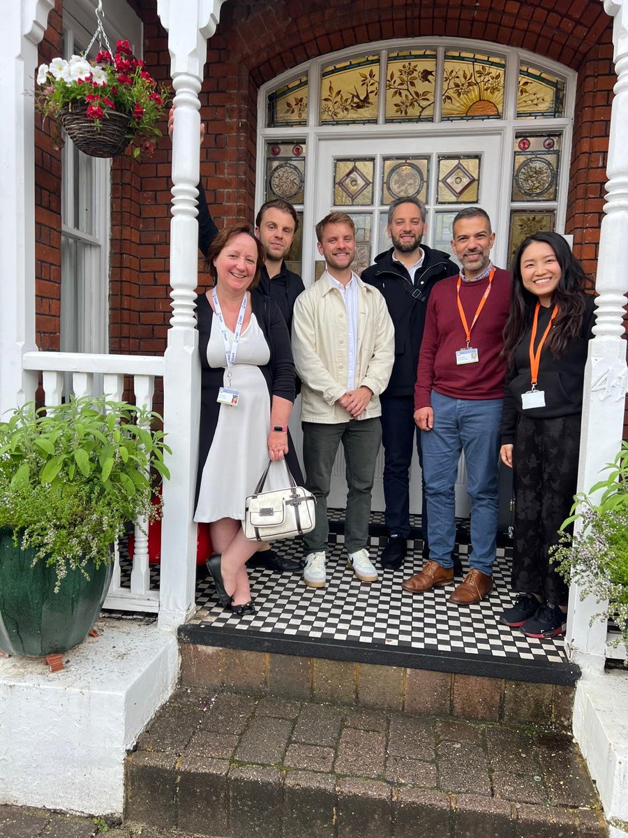 We love visitors, and we were fortunate to have Jamie from Edvisor pay a visit to WSE! He provided training to our sales team last week. 🔥

#mywse #uk #training #edvisor