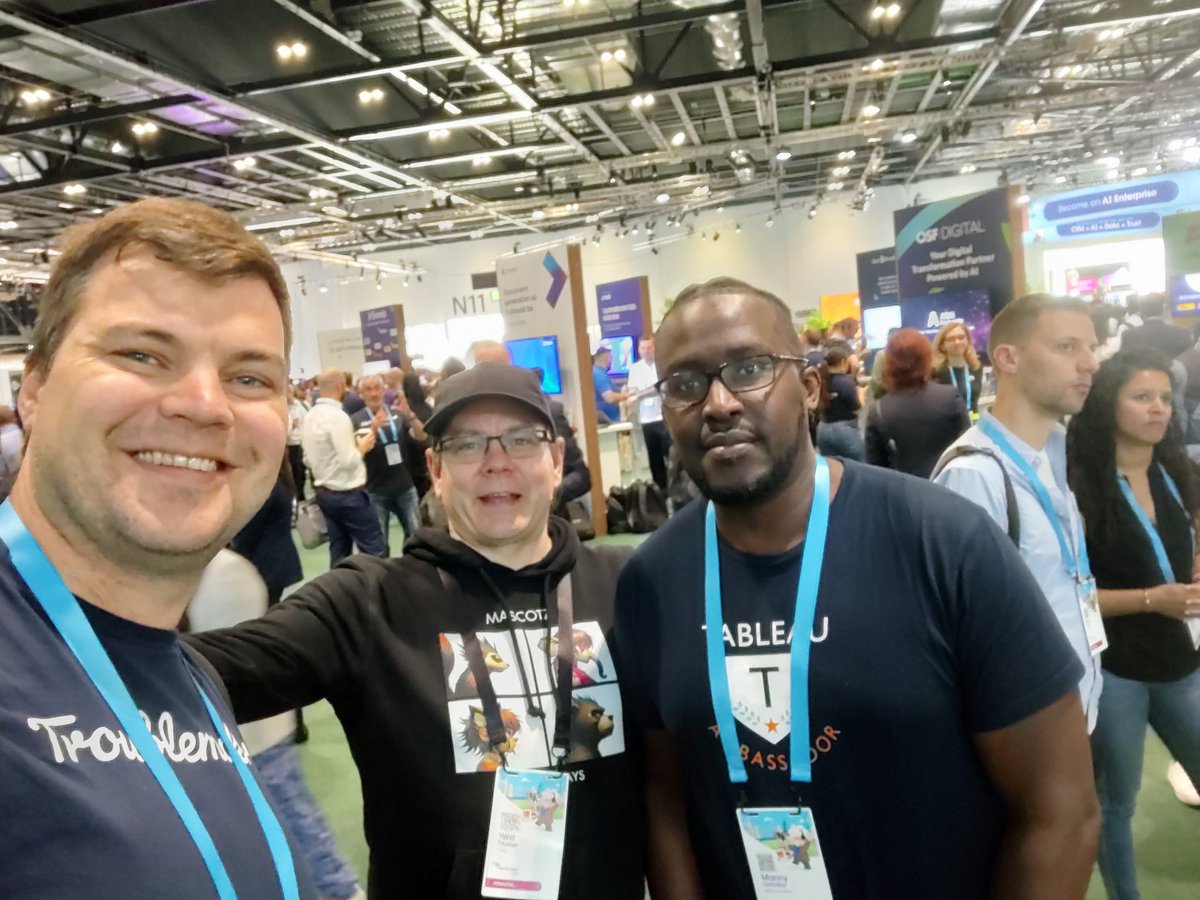 With my dearest friend <a href="/mannylytics/">Manny-to-many</a>  and my brother <a href="/SalesforceWill/">SalesforceWill</a>  on the <a href="/shirtforceOrg/">shirtforce</a> competition and #wt24 

But really looking for some buffalo wings