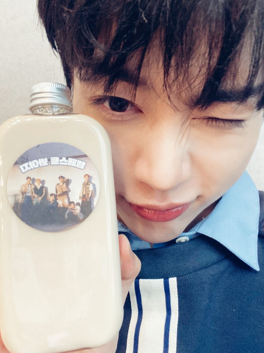 tpstarchive's tweet photo. [12:59 PM KST]

- Oh, the time is so ㅠㅠ
- It went by so fast
- I want to have more time wit iES
- Don't forget to take your snacks at the coffee truck

[01:41 PM KST]

- 📷
- 📷
- I got the milk tea ~
- Did my love get it?
- Fighting today too
- Mini fanmeeting was so fun ~ https://t.co/B1ebte4Qi4