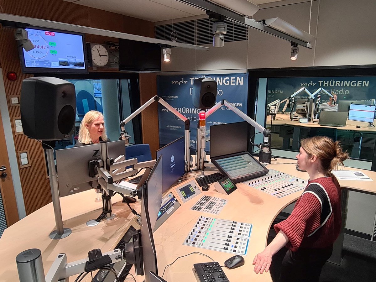 Im Interview mit dem MDR-Kultur erklärt Barbara Gessler, die Vertreterin der EU-Kommission in 🇩🇪, wie die #EuropeanMediaArtPlattform funktioniert &amp; wie unbürokratisch darüber Projekte - z. B. das Stipendiatenprogramm der Werkleitz Gesellschaft in Halle - gefördert werden können.