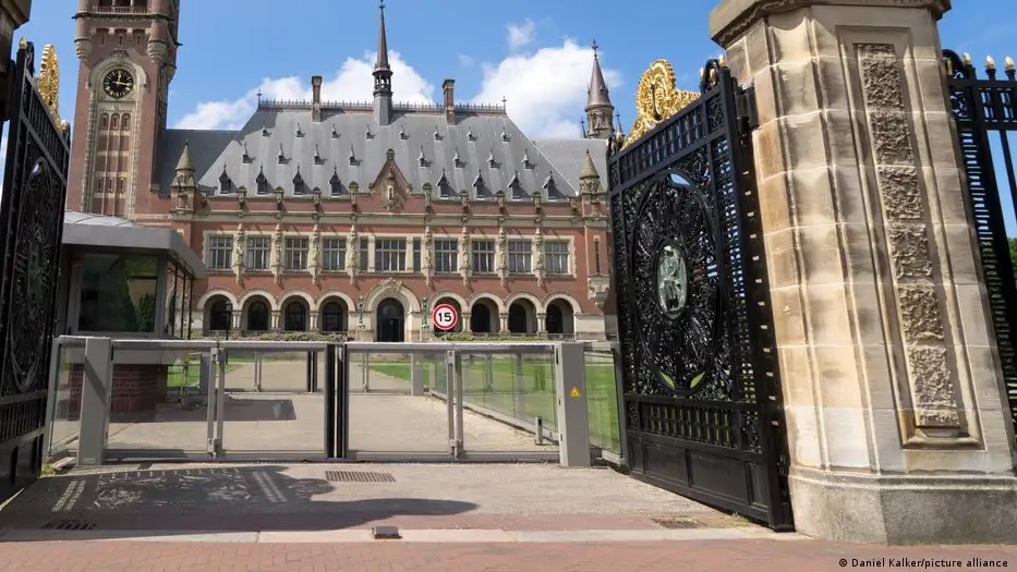 Spain will join South Africa's genocide case at the International Court of Justice against Israel's actions in Gaza, the country's foreign minister said.

Spain is the second European nation after Ireland asking to join the case on South Africa's side: p.dw.com/p/4gihiv