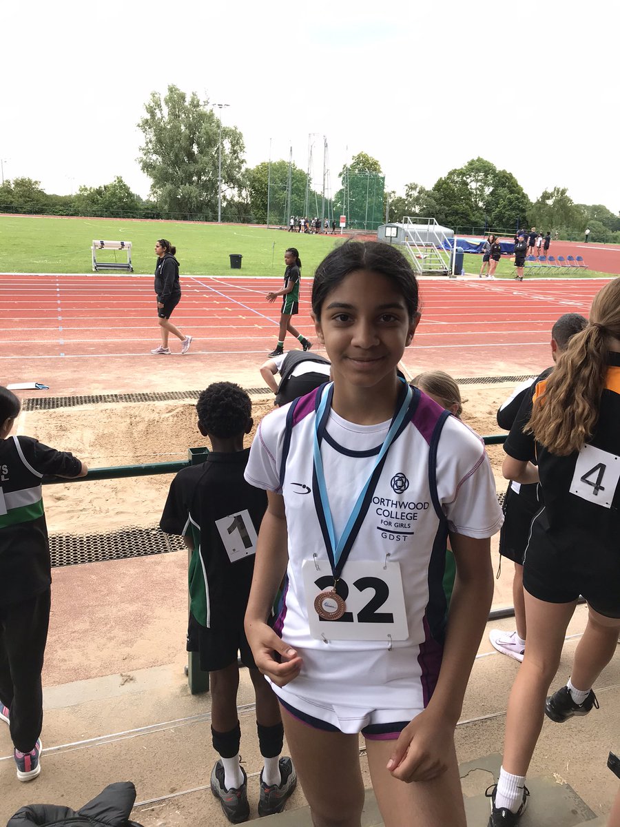 Congratulations Ariana - 3rd in the Year 7 Javelin 🥉🤩