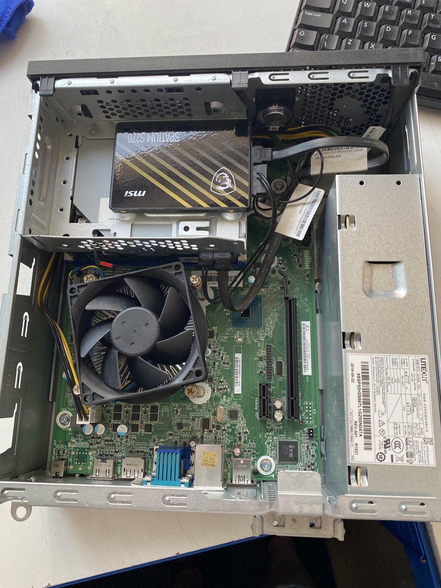 SaralaComputers's tweet image. Full Cleanup and SSD Upgrade 💻✨ We just completed a full cleanup followed by an SSD upgrade, removing the old standard hard drive. #saralacomputers #IT #takingtheitoutofcomputers
#hardware #software #computersales #computerupgrades #computerrepair #pcrepair