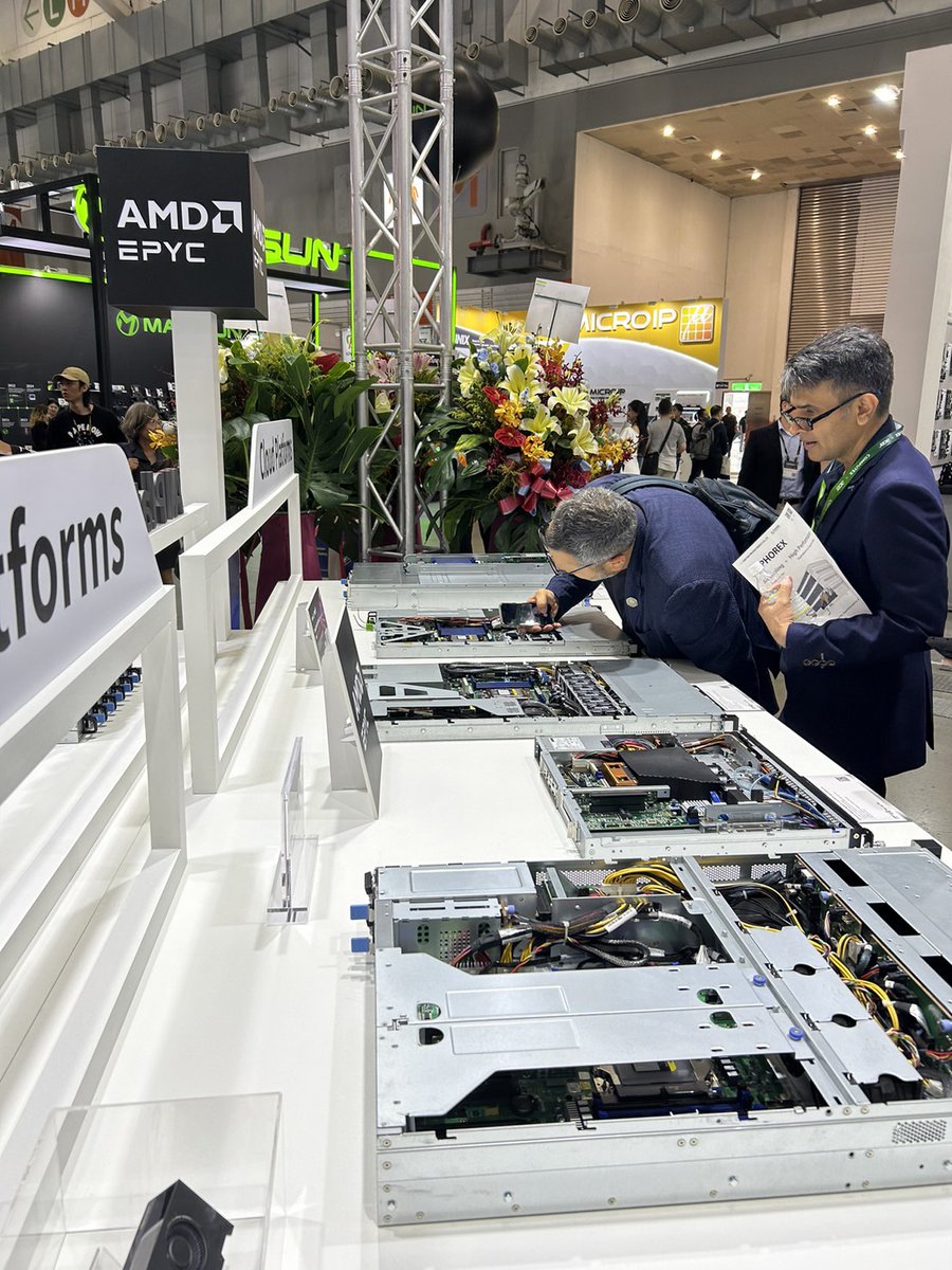 MiTACcomputing's tweet image. It’s day 3 of TYAN & MiTAC at Computex 2024!
We’re grateful for the many visitors who have stopped by our booth.
Don’t miss the highlight of our booth: the UT85A-B8267 with 8 AMD Instinct™ MI300X accelerators.
#Computex2024 #ServerTech #Innovation #TYAN #MiTAC