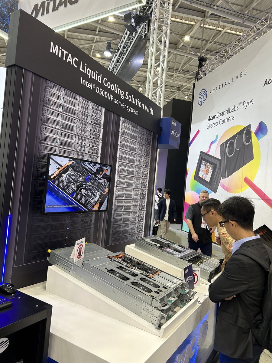 MiTACcomputing's tweet image. It’s day 3 of TYAN & MiTAC at Computex 2024!
We’re grateful for the many visitors who have stopped by our booth.
Don’t miss the highlight of our booth: the UT85A-B8267 with 8 AMD Instinct™ MI300X accelerators.
#Computex2024 #ServerTech #Innovation #TYAN #MiTAC