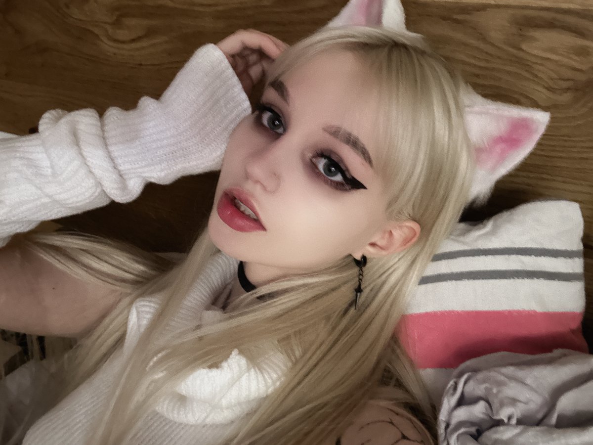 Joy_tiny_ tweet picture