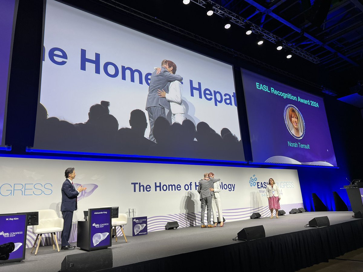AASLDtweets's tweet photo. We love seeing our leaders shine! Congratulations to AASLD Past President Dr. Norah Terrault on receiving the International EASL Recognition Award 🎉 #EASLCongress #AASLDatEASL https://t.co/YgjrxZxysS