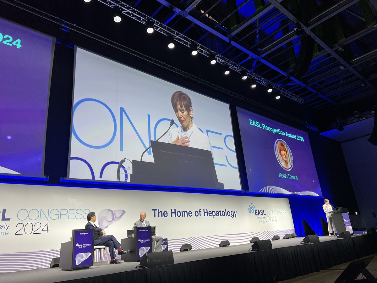 AASLDtweets's tweet photo. We love seeing our leaders shine! Congratulations to AASLD Past President Dr. Norah Terrault on receiving the International EASL Recognition Award 🎉 #EASLCongress #AASLDatEASL https://t.co/YgjrxZxysS