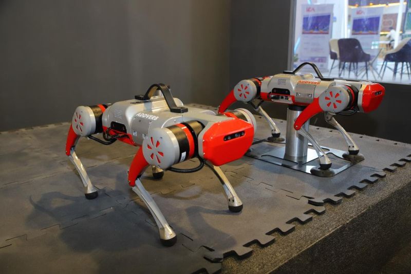 FrontlinerUV's tweet photo. 1/2

List of Quadruped Robots from Indian Startups (Developed/ Under Dev. )

1. Chirathe Robotics ( @chiratherobot)   - Stoch Variants 
2.  Xterra Robotics (@xTerraRobotics)- Svan M2
3. Addverb Technologies (@Addverb_Tech)- Trakr
4. Bhairav Robotics (@bhairavrobotics)- Shvana https://t.co/V5Lloz6XHi