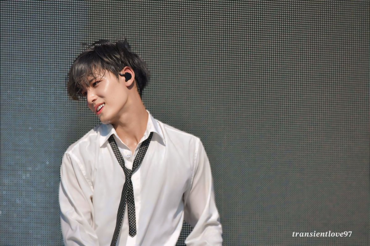 transientlove97's tweet photo. 190817 🖤🤍
#민규 #MINGYU #ミンギュ 
#세븐틴 #SEVENTEEN #섬머소닉 #SUMMERSONIC #サマソニ https://t.co/GlI5CBFUmm