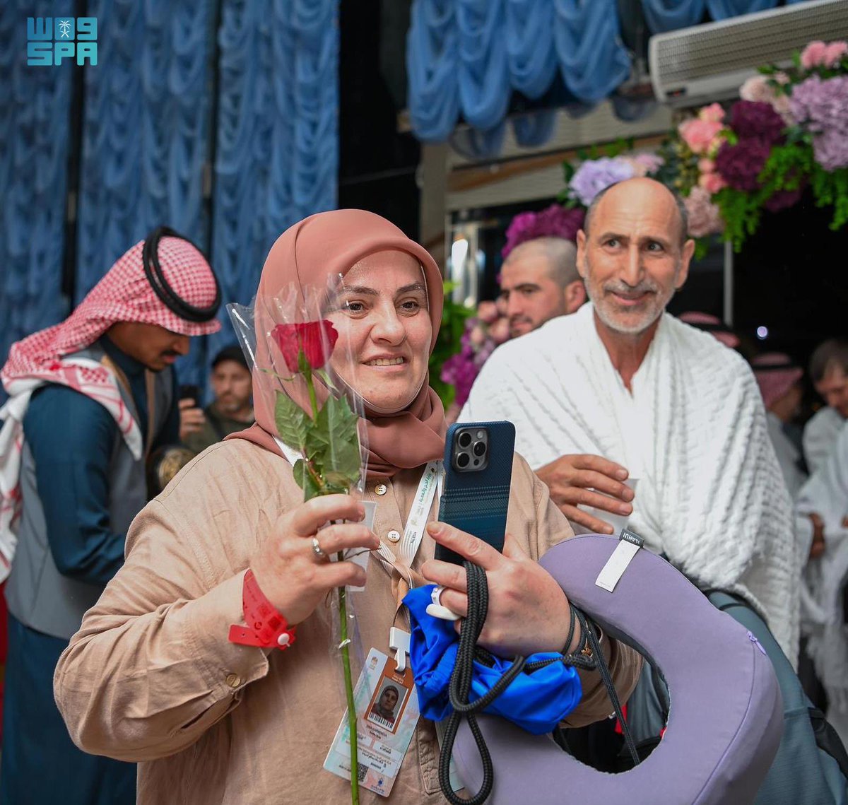 insharifain's tweet photo. PICTURES: First group of Hujjaj arrive from Russia 🇷🇺 https://t.co/ustFbpeuDu