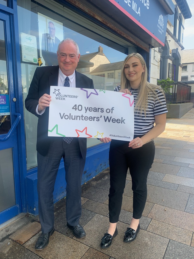 Volunteer Now (@volunteernow1) on Twitter photo .<a href="/SteveAikenUUP/">Dr Steve Aiken OBE</a> OBE MLA & <a href="/_leah_smyth_/">Leah Kirkpatrick</a> were delighted to acknowledge the 40th Anniversary of Volunteers’ Week. We appreciate Steve & Leah taking the time out of their busy schedule to thank all the fabulous volunteers in their constituency.
#VolunteersWeekNI #VolunteersWeek .<a href="/SteveAikenUUP/">Dr Steve Aiken OBE</a> OBE MLA & <a href="/_leah_smyth_/">Leah Kirkpatrick</a> were delighted to acknowledge the 40th Anniversary of Volunteers’ Week. We appreciate Steve & Leah taking the time out of their busy schedule to thank all the fabulous volunteers in their constituency.
#VolunteersWeekNI #VolunteersWeek