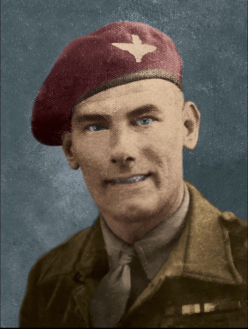 Today, we remember the Greatest Generation in commemoration of the 80th anniversary of D-Day.

I’m proud of my armed forces heritage. Both my parents were Royal Signals corps in the 1960’s. 
Photo is my dear grandad who was one of the first paras into Arnhem. 💙