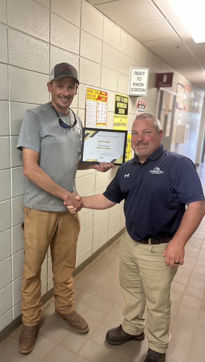 coautilities's tweet photo. Join us in celebrating Daniel Jackson, our June Employee of the Month! As a Crew Leader from our collections team, Daniel's leadership and hard work keep everything flowing smoothly. Thank you for your dedication and excellence! https://t.co/6CQiaVrcpq