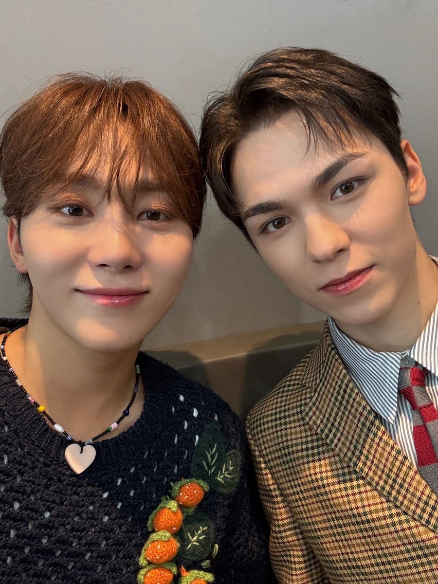 너네 8시까지 귀가해                                            ㅋ