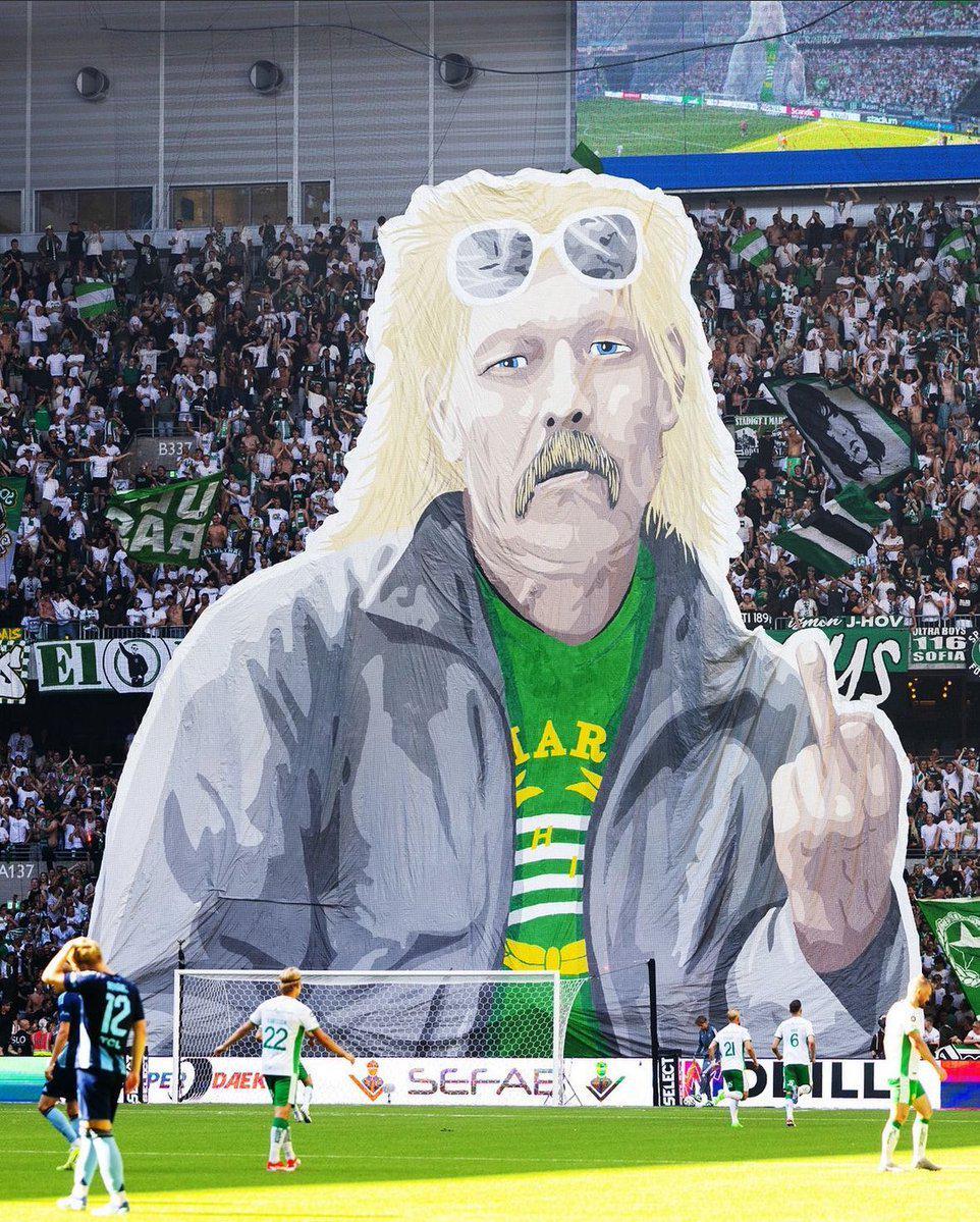 3-0 up against their rivals Djurgården this weekend. Hammarby fans unleashed this beauty.