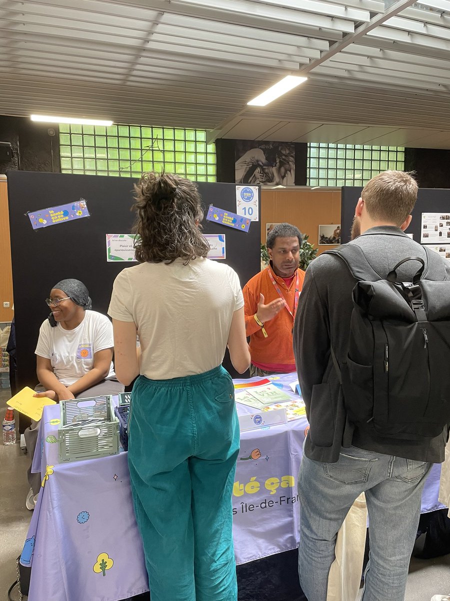 MartineRdrigues's tweet photo. Nous sommes @Crips_IdF au festival #intimagir, l’occasion de rencontrer les personnes en situation de handicap et les professionnel.le.s qui les accompagnent sur la santé sexuelle, l’intimité, les plaisirs, les relations… https://t.co/W1jO8d1NUn