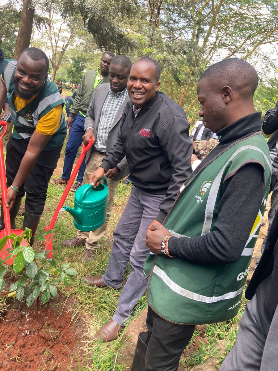 drckenya's tweet photo. As we marked the #WED2024 led by our Country Director @Nziokah2 in partnership with @NairobiCounty, we retaliated our commitment to being part of #GenerationRestoration.

Together, we’re greening our city for a sustainable future! 🌱 #WorldEnvironmentDay‌2024 #GreenNairobi https://t.co/nFKvWMHU3W