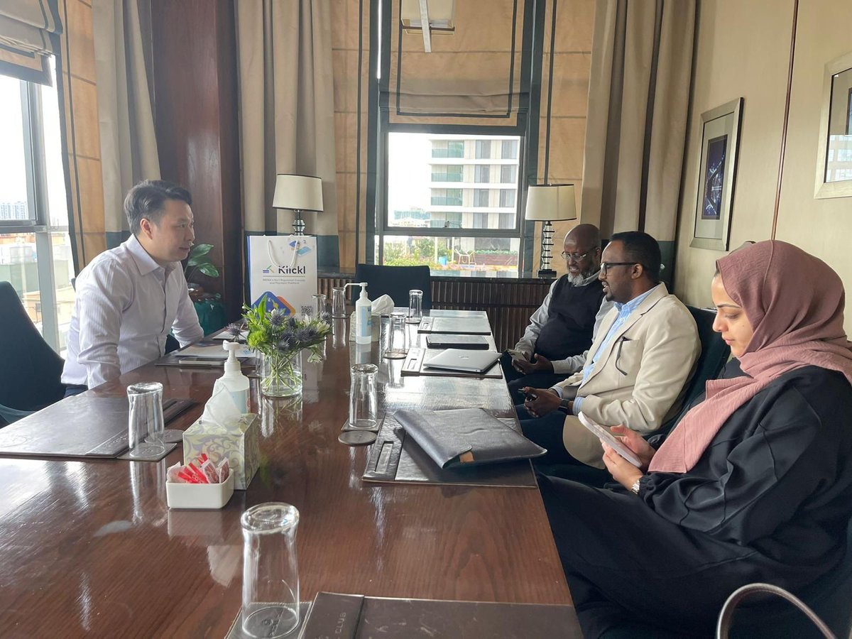 klicklofficial's tweet photo. 🇰🇪 Exciting journey to Kenya! Our Klickl team, led by our CEO:

🏦 Met with the Capital Markets Authority and the Central Bank of Kenya
🤝 Partnered with local banks and leading telecom companies, including Safaricom
💡 Promoted regulated virtual assets for financial inclusion and innovation in Africa

🔗 Read more about our CEO’s insights: https://t.co/vLBwZEOV3A

#Klickl #Web3 #FinancialInclusion #Crypto #Kenya #Africa #CrossBorderPayments #Innovation #Regulation #DigitalEconomy #FinTech